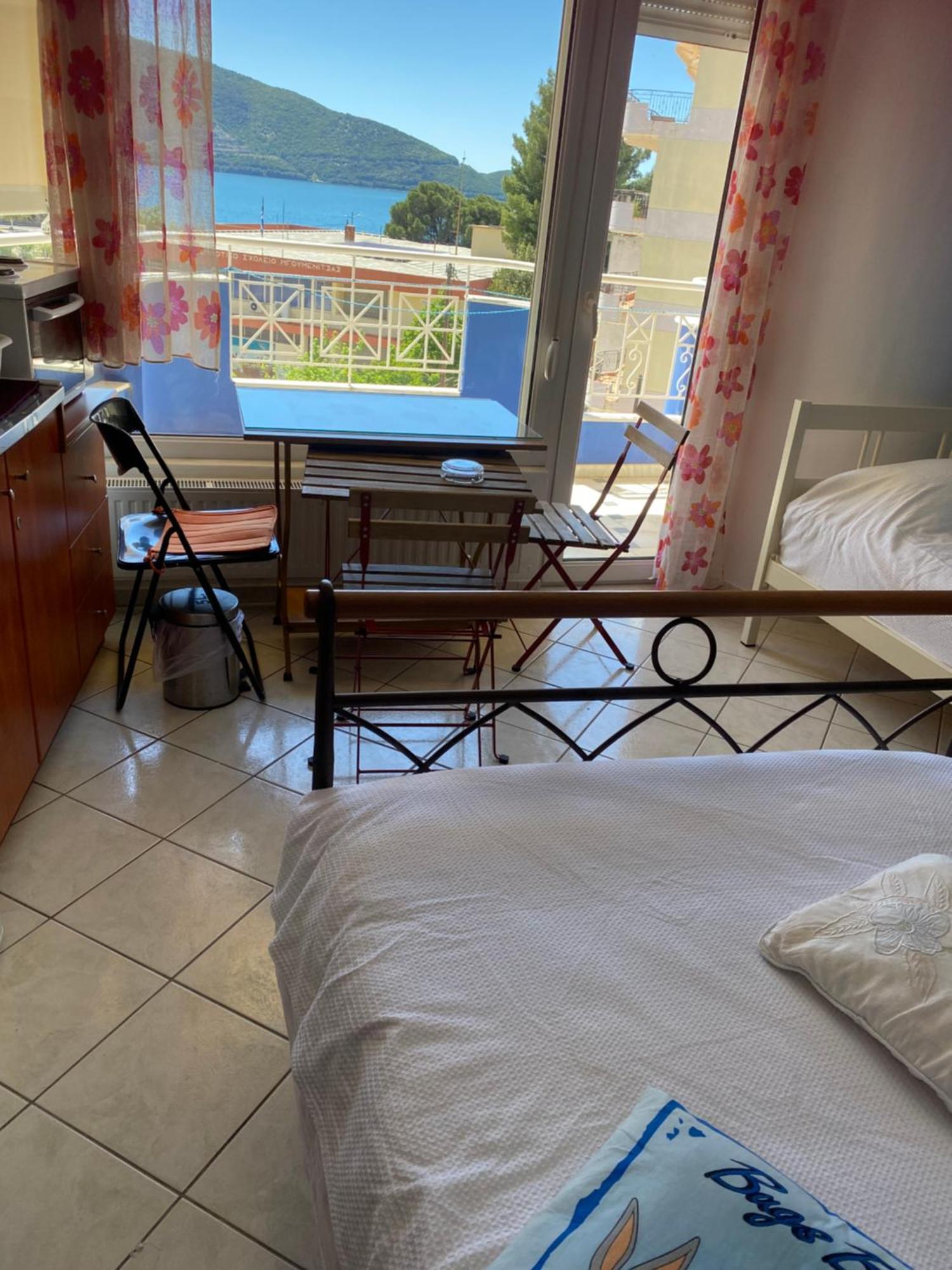 Maria'S Roomstudios Apartments Flats To Let Seaside Heart City Chantzara Spyropoulos Игуменица Экстерьер фото